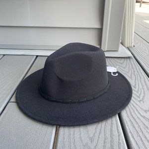 NWT Black Fashion Hat